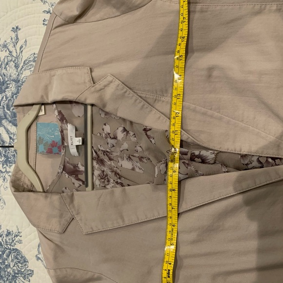 Hinge blazer jacket in pale taupe size Medium. THIS LISTING IS FOR JACKET ONLY. - Picture 4 of 8